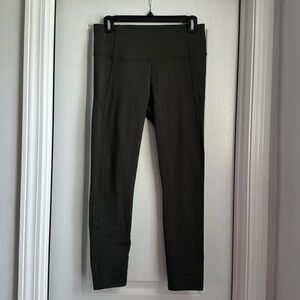 NWOT Under Armour Athletic Leggings
